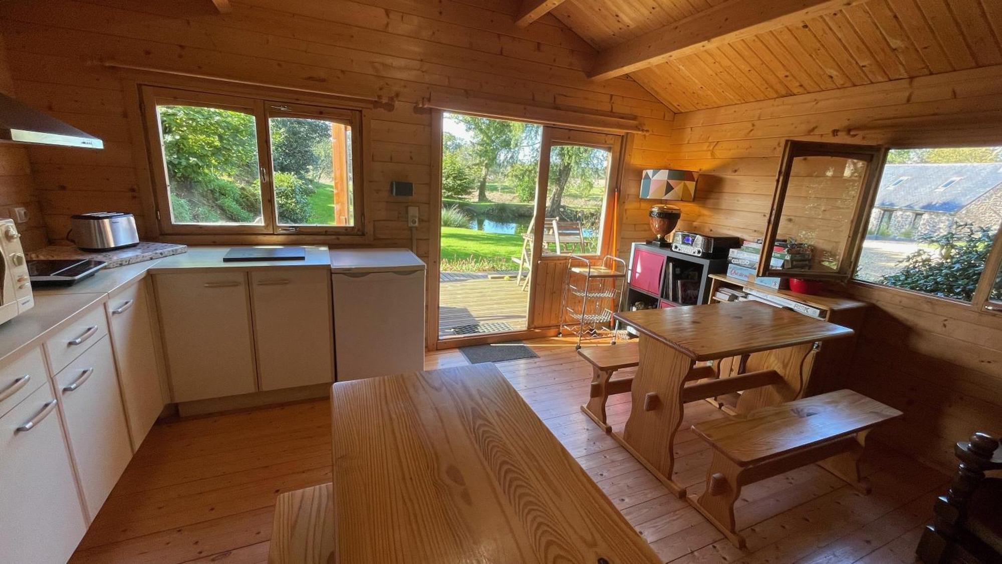Chambres D'Hotes Les Tilleuls Poullaouen Luaran gambar