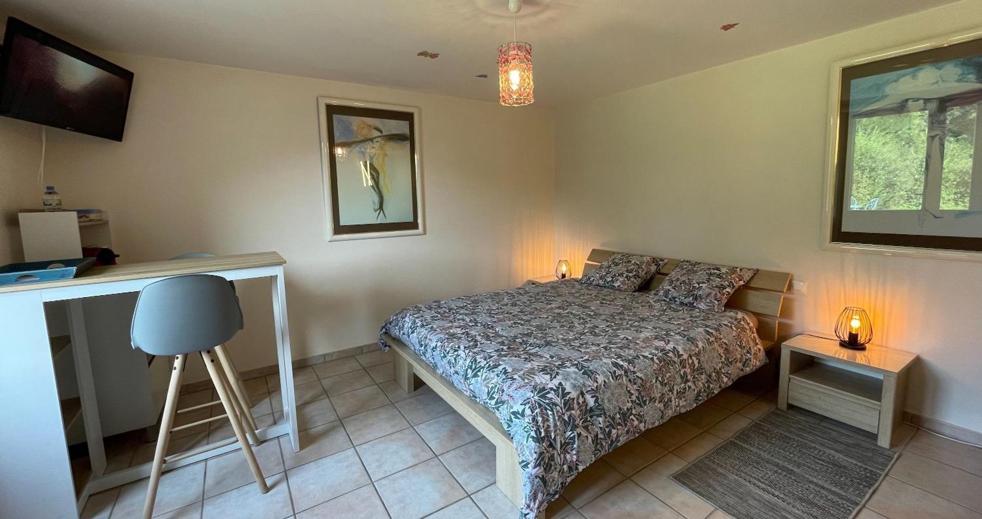 Chambres D'Hotes Les Tilleuls Poullaouen Luaran gambar