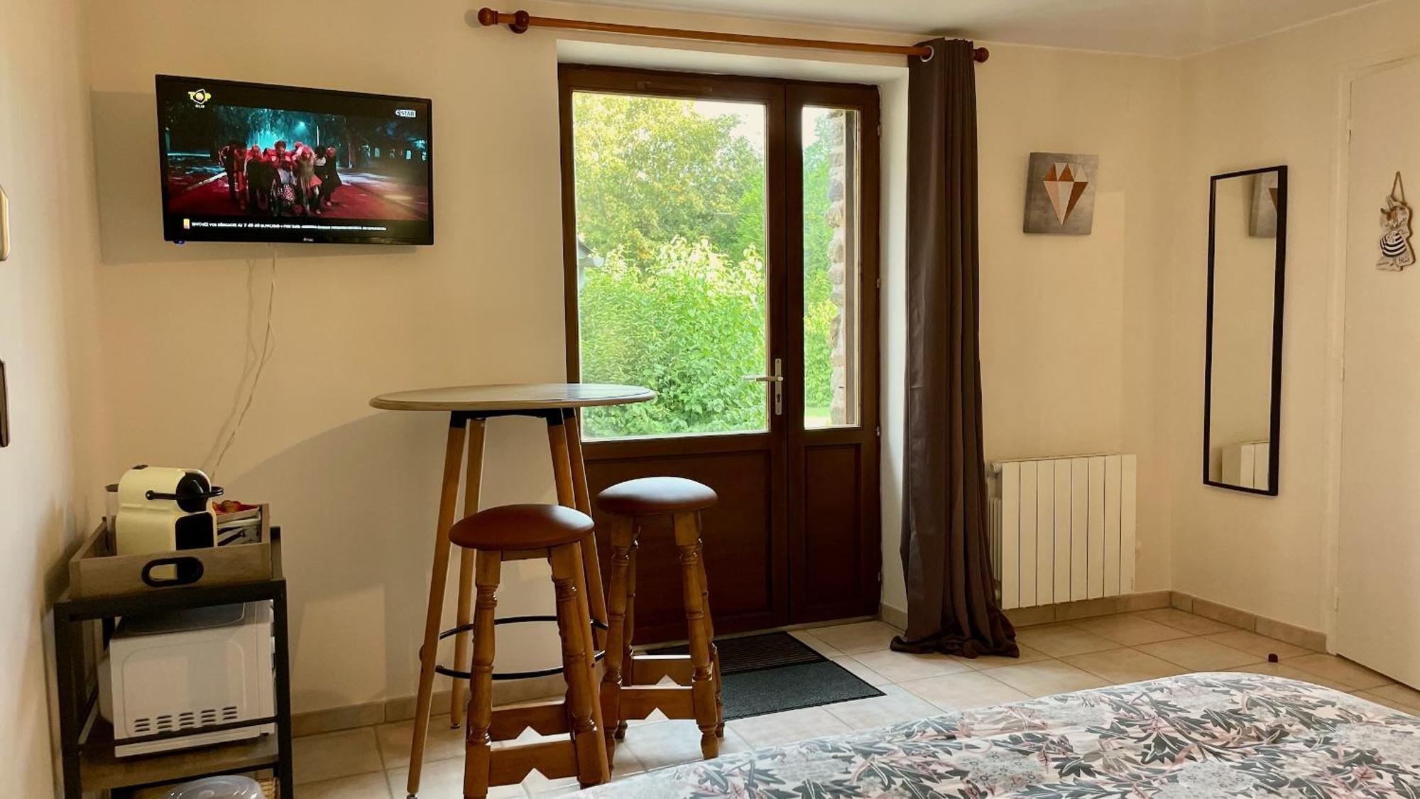 Chambres D'Hotes Les Tilleuls Poullaouen Luaran gambar